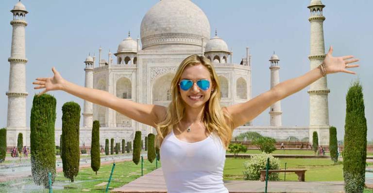 Bibba Pacheco Lemanski realiza sonho antigo e conhece Índia e o Taj Mahal