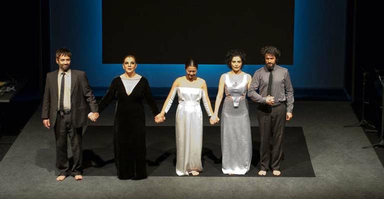 Letícia Sabatella e Fernando Alves Pinto fazem peça de teatro juntos, no Rio