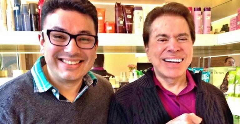 Silvio Santos faz comprinhas de produtos de beleza