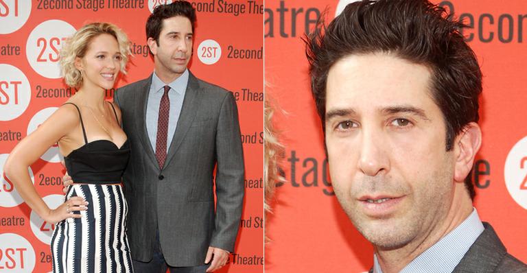 David Schwimmer, o Ross de Friends, faz rara aparição com a mulher