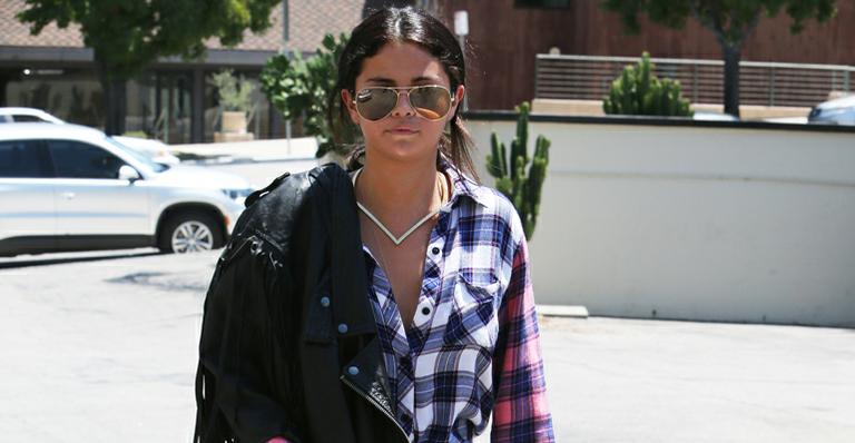 Conheça a 2ª meia-irmã de Selena Gomez, Tori
