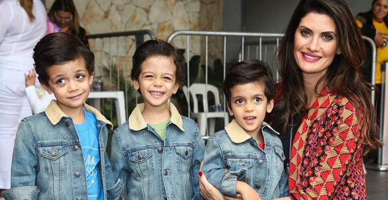 Isabella Fiorentino comemora o aniversário dos trigêmeos