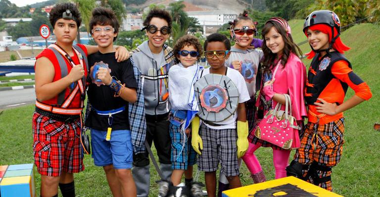 Pais do elenco de ‘Patrulha Salvadora’ e ‘Chiquititas’ ganham palestras no SBT