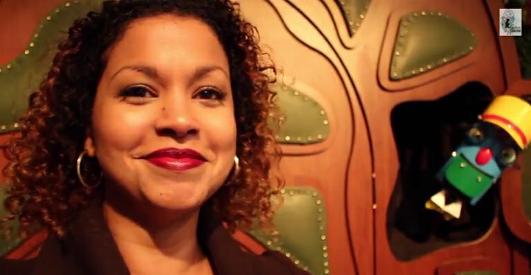 Vídeo: Cinthya Rachel mostra detalhes da exposição do Castelo Rá-Tim-Bum