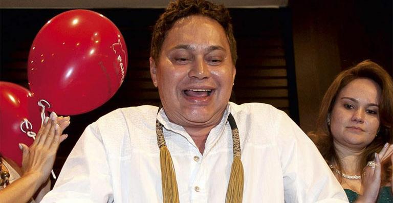 Famosos lamentam a morte do promoter Glaycon Muniz