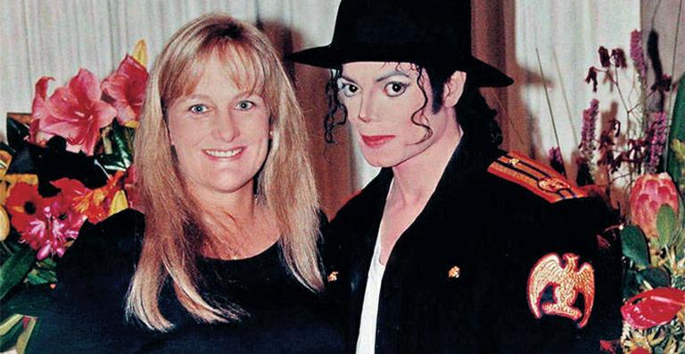 Ex-mulher de Michael Jackson, Debbie Rowe virá ao Brasil para show sertanejo