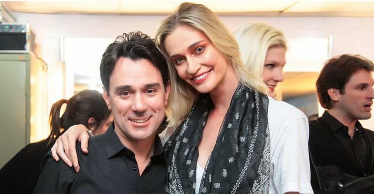 Viviane Orth brilha em desfile de 18 anos de carreira de Rodrigo Rosner