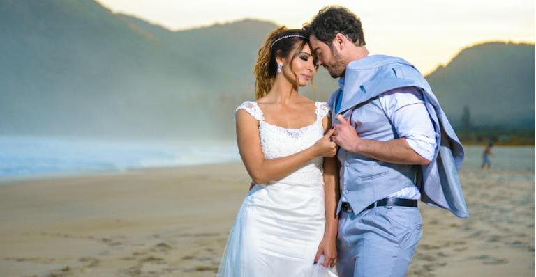 Carol Nakamura e Sidney Sampaio adiam casamento