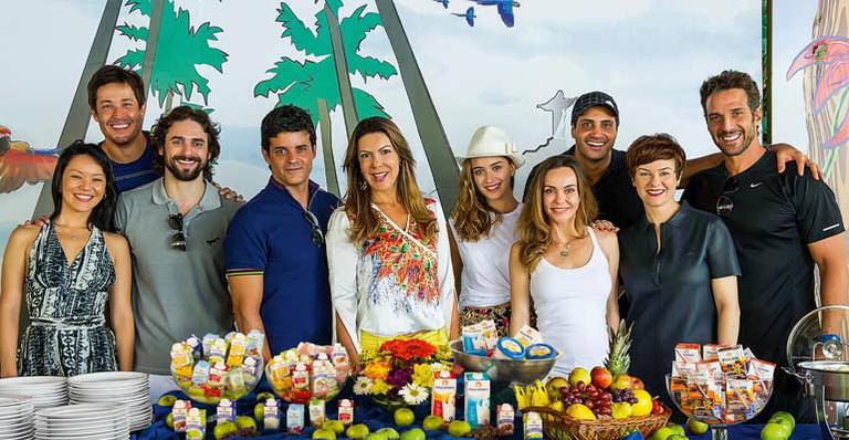 Famosos participam de café da manhã no desafio da clínica Pro-AM CARAS