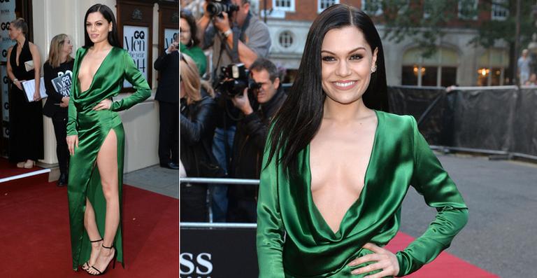 Decote ousado de Jessie J rouba a cena em red carpet britânico