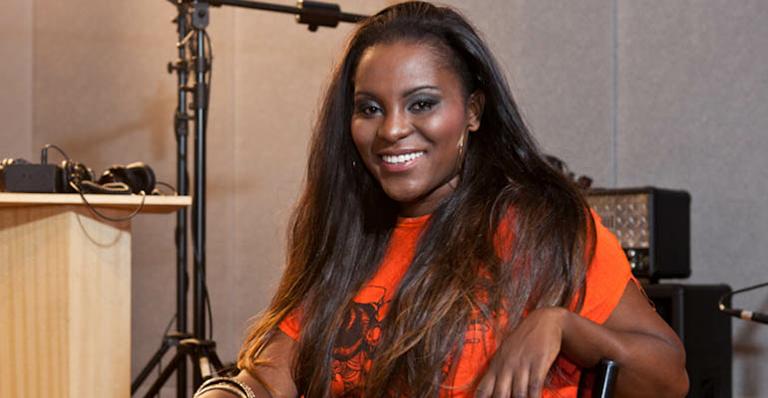 Karin Hills, ex-Rouge, irá cantar em novo seriado de Miguel Falabella
