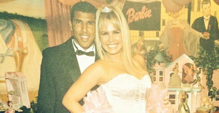 Cristina Mortágua relembra momentos com ex-marido e aparece vestida de Barbie em fotos antigas