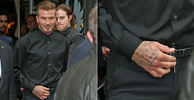 David Beckham faz nova tatuagem na mão