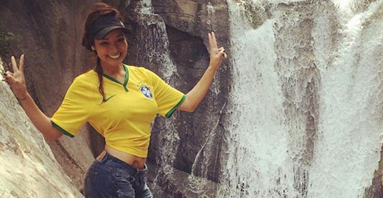 Após fim do noivado, Carol Nakamura desabafa: ‘Sem contos de fadas!’