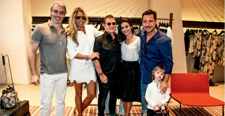 Adriane Galisteu: dia fashion com Alexandre Iódice e Vittorio