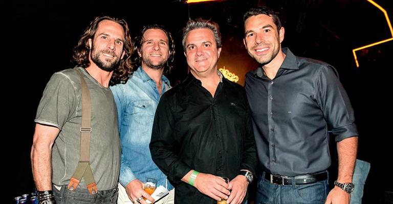 Som sertanejo dá o tom da balada na Villa Mix