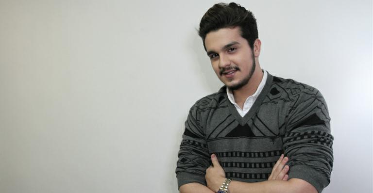 Luan Santana revela o seu segredo da boa forma: batata doce