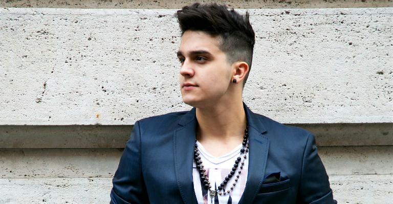 “Somos só amigos”, diz Luan Santana sobre suposto affair com Bruna Marquezine
