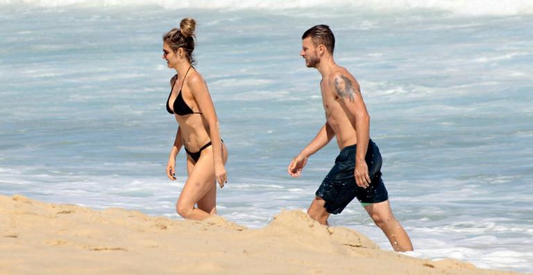 Fernanda Lima e Rodrigo Hilbert curtem o dia com os filhos