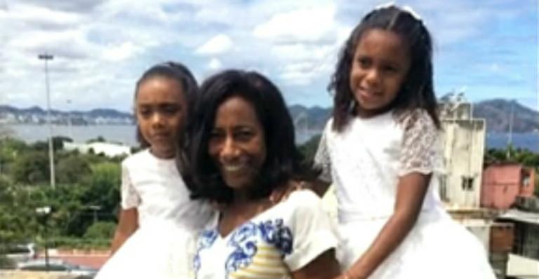 Glória Maria batiza as filhas Maria e Laura no Rio de Janeiro; Veja as fotos!