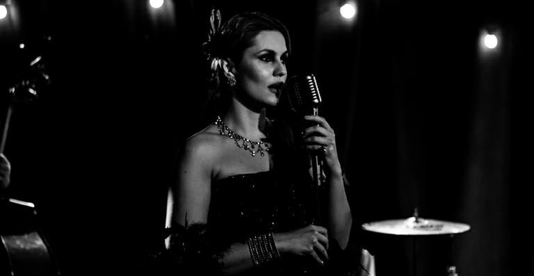 Paula Barbosa se prepara para lançar 1º álbum