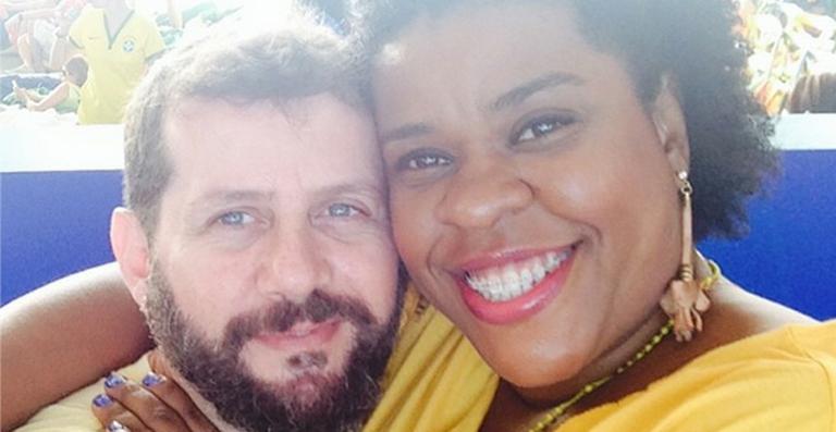 Cacau Protásio anuncia que vai se casar com fotógrafo Janderson Pires