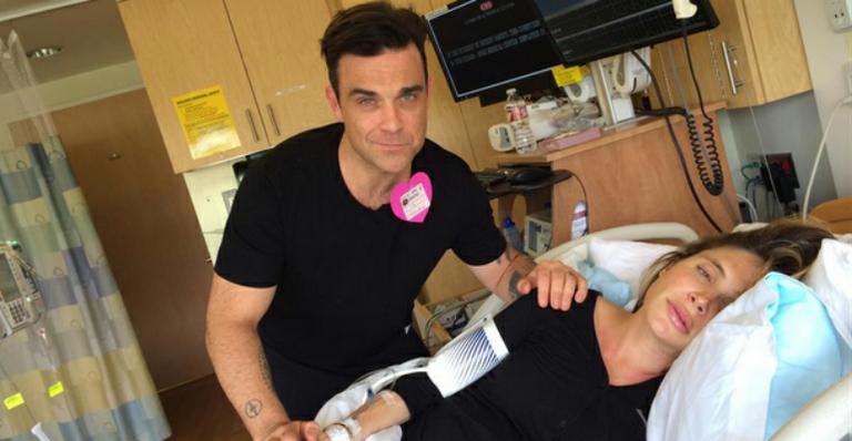 Robbie Williams mostra vídeos divertidos da mulher em trabalho de parto