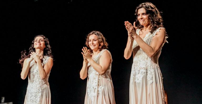 Helena Ranaldi, Regiane Alves e Claudia Ohana: estrelas no palco