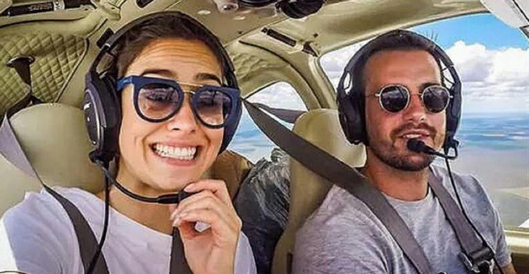 Max Fercondini leva susto durante voo: ‘Furou o pneu do avião’