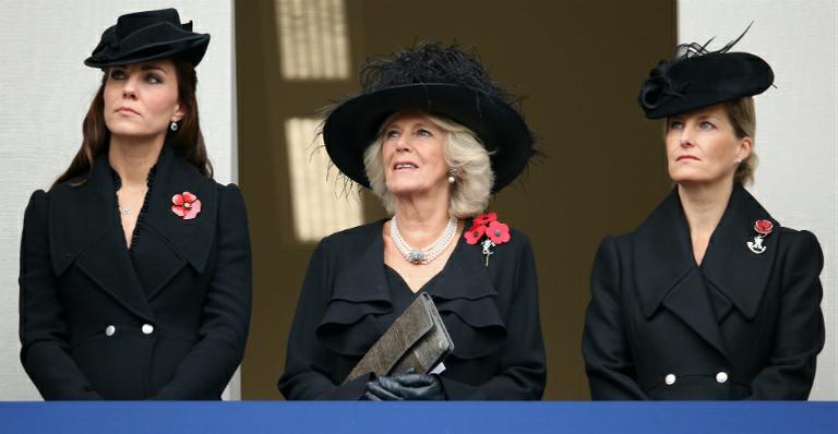 Kate Middleton participa de evento em memória aos 100 anos da Primeira Guerra Mundial