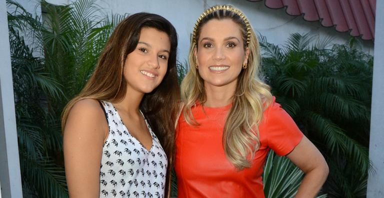 Flávia Alessandra fala sobre os 15 anos de sua filha, Giulia