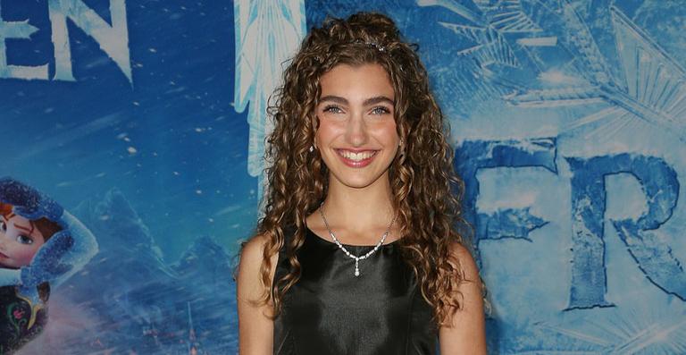 Atriz que dublou a Princesa Elsa em ‘Frozen’ ganhou menos que US$1 mil
