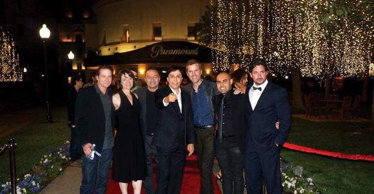 Tom Cavalcante pilota première em Hollywood