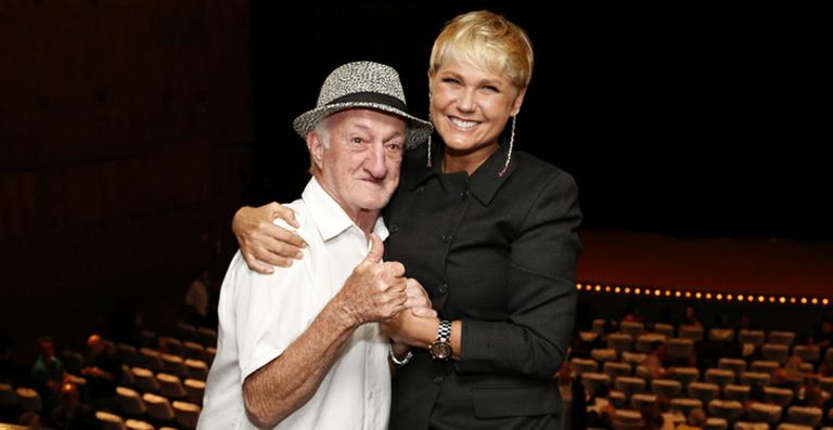 Xuxa reencontra Russo na plateia de musical