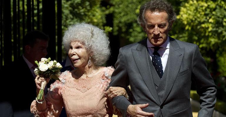 Aos 88 anos, Duquesa de Alba morre em Sevilha
