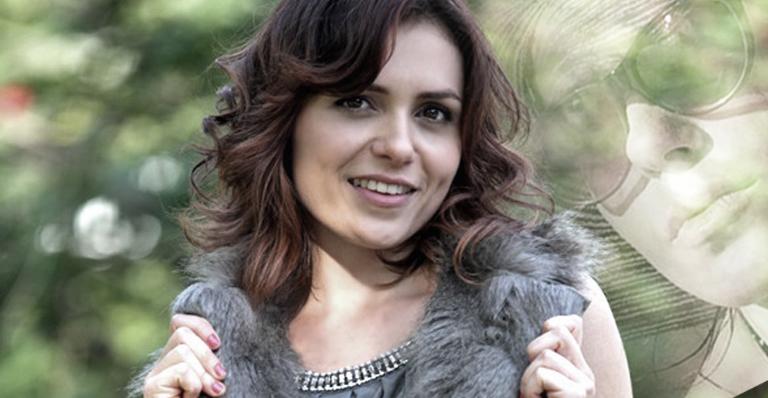 Monica Iozzi fala da expectativa de participar de sua primeira novela, ‘Alto Astral’