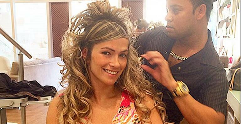 Fani Pacheco muda o visual de novo e recebe mais críticas