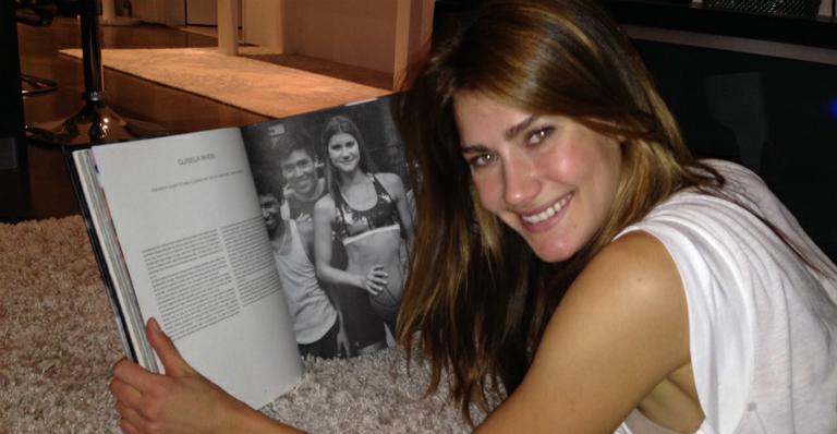Livro retrata a rotina de brasileiros em NY como a da top Guisela Rhein
