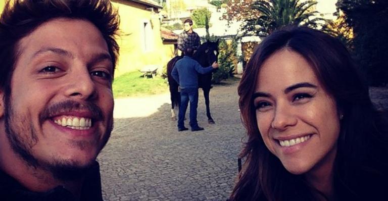 Fabio Porchat e Miá Mello gravam filme “Meu Passado Me Condena 2” em Portugal