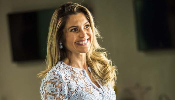 Flávia Alessandra curte as férias com o marido, Otaviano Costa