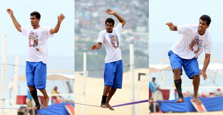 Marcello Melo Jr aprende manobras em slackline em praia no Rio