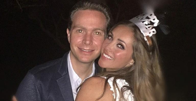 Ex-RBD Anahí vai se casar com governador mexicano em abril