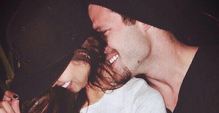 Carol Nakamura publica foto com novo namorado e fãs confundem com Sidney Sampaio
