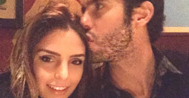 Carol Celico e Kaká curtem jantar romântico em Los Angeles