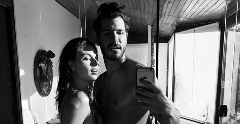 Uriel Del Toro se declara para Isis Valverde: “Meu amor”