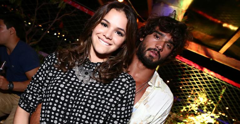 Namorado de Bruna Marquezine, Marlon Teixeira faz post enigmático e preocupa fãs