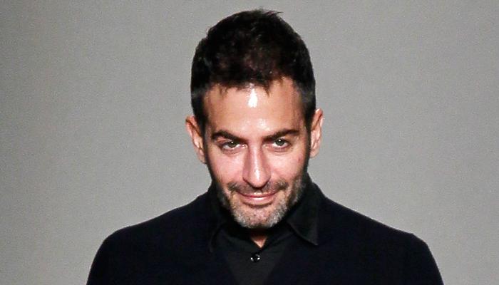 Estilista Marc Jacobs lança linha de acessórios sensuais