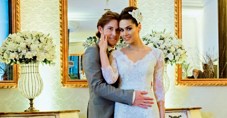 Grávida, Fernanda Machado festeja um ano de casamento com Robert Riskin