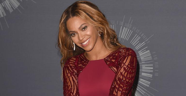 Beyoncé decepciona fãs com anúncio de dieta e sofre ‘bullying’