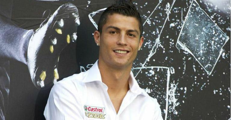 Cristiano Ronaldo confirma a gravidez da namorada